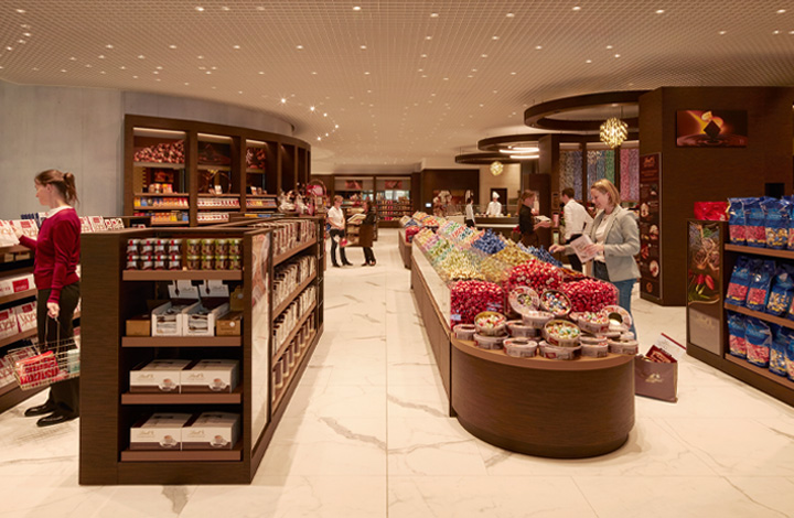 The Lindt Chocolate Shop, spread over 500 m2